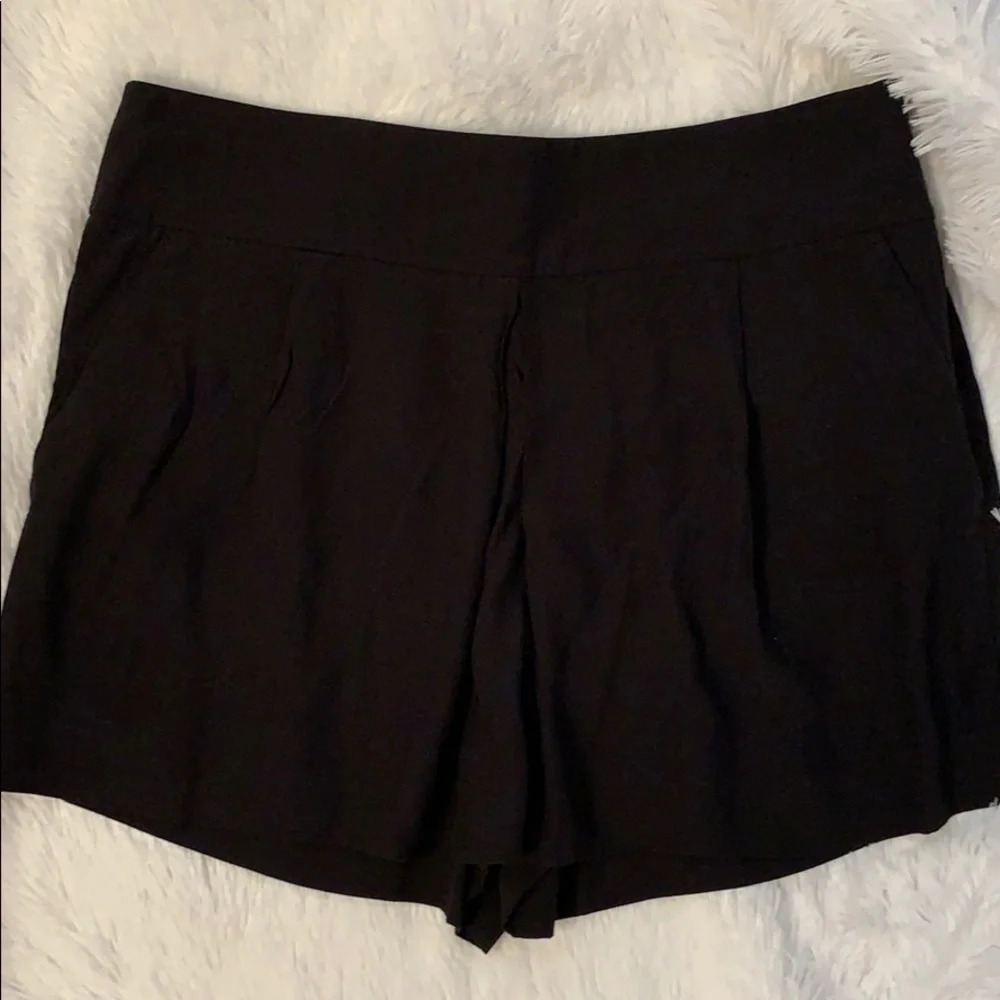 NWT LOFT Pocket Skort size 8